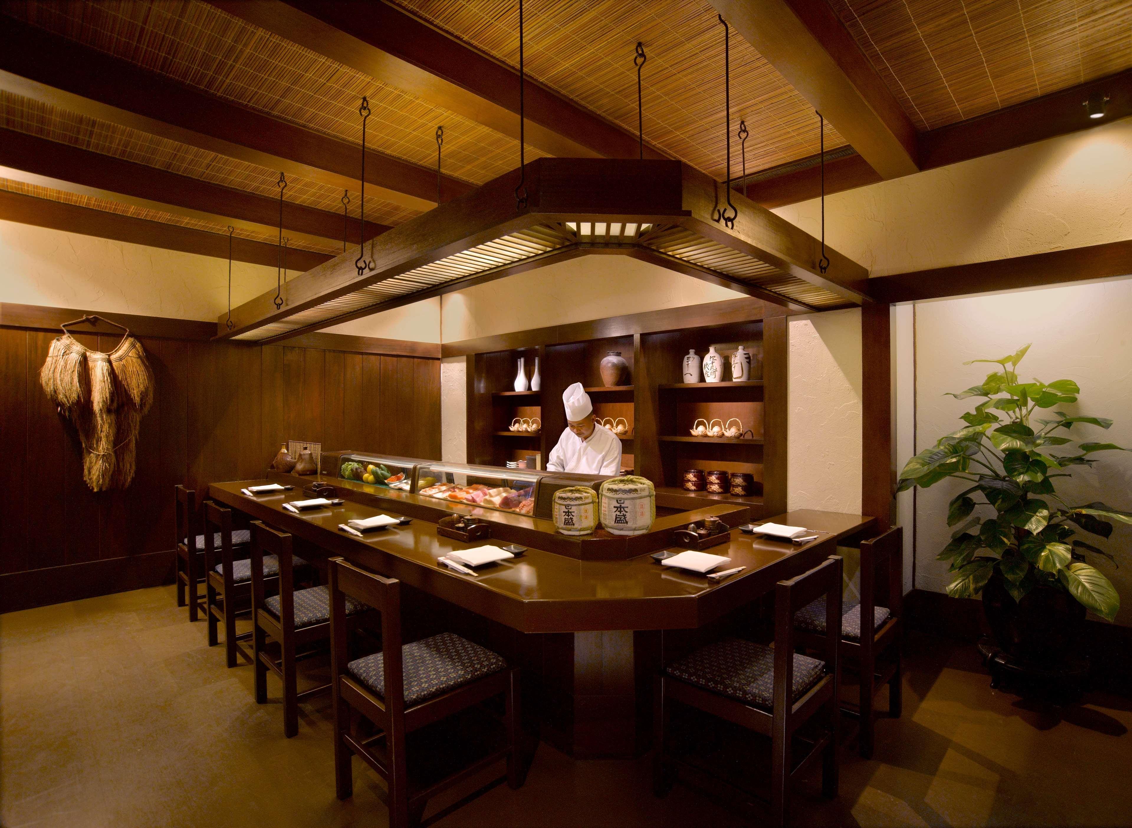 Hyatt Regency Kinabalu Hotel Kota Kinabalu Ngoại thất bức ảnh A sushi bar in Tokyo